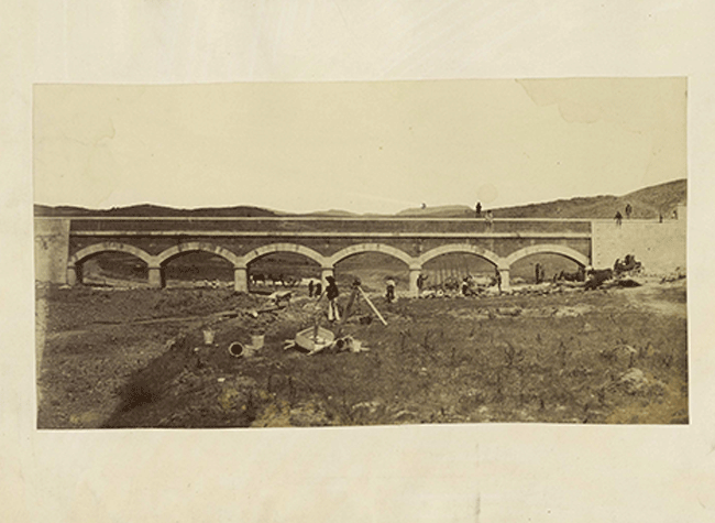 Clifford, Charles (1819-1863)  [Puente-acueducto de la Parrilla]. [ca. 1856]. fotografía  BNE 17/38/13